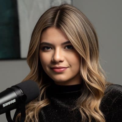 JustMariangel